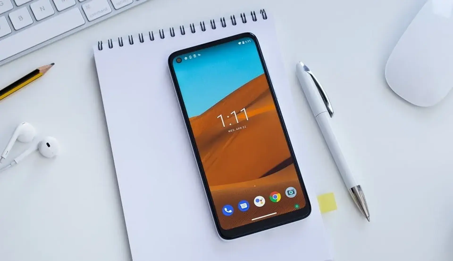 بررسی گوشی موتورولا Moto G8 + قیمت و تاریخ عرضه