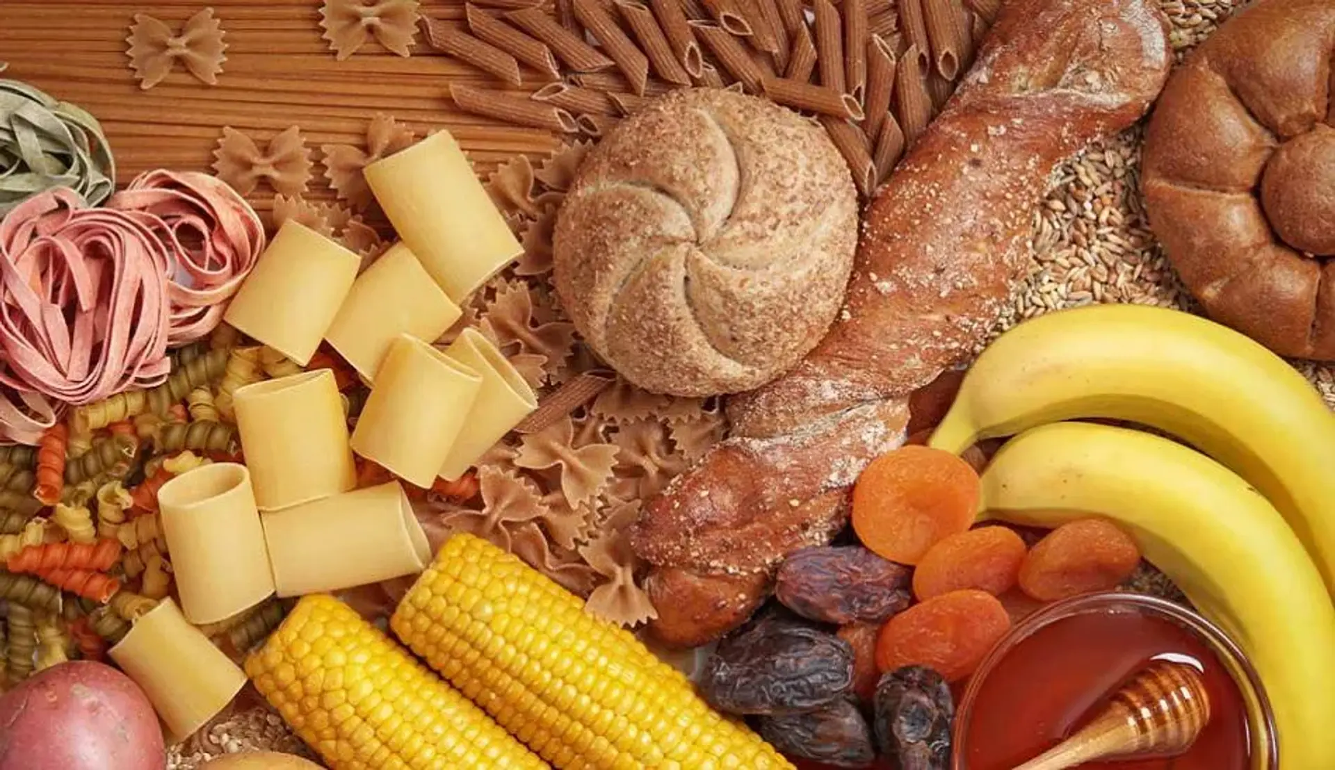 کربوهیدرات چیست؟ تاثیر غذاهای کربوهیدرات دار بر سلامتی، افزایش وزن و کاهش وزن