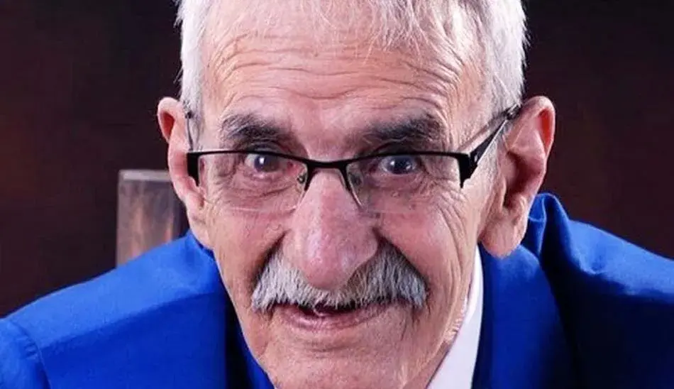احمد پورمخبر به دلیل سکته مغزی درگذشت!