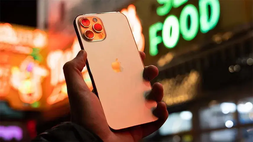 اپل به عنوان پرفروش ترین برند گوشی 2020 از سامسونگ سبقت گرفت!