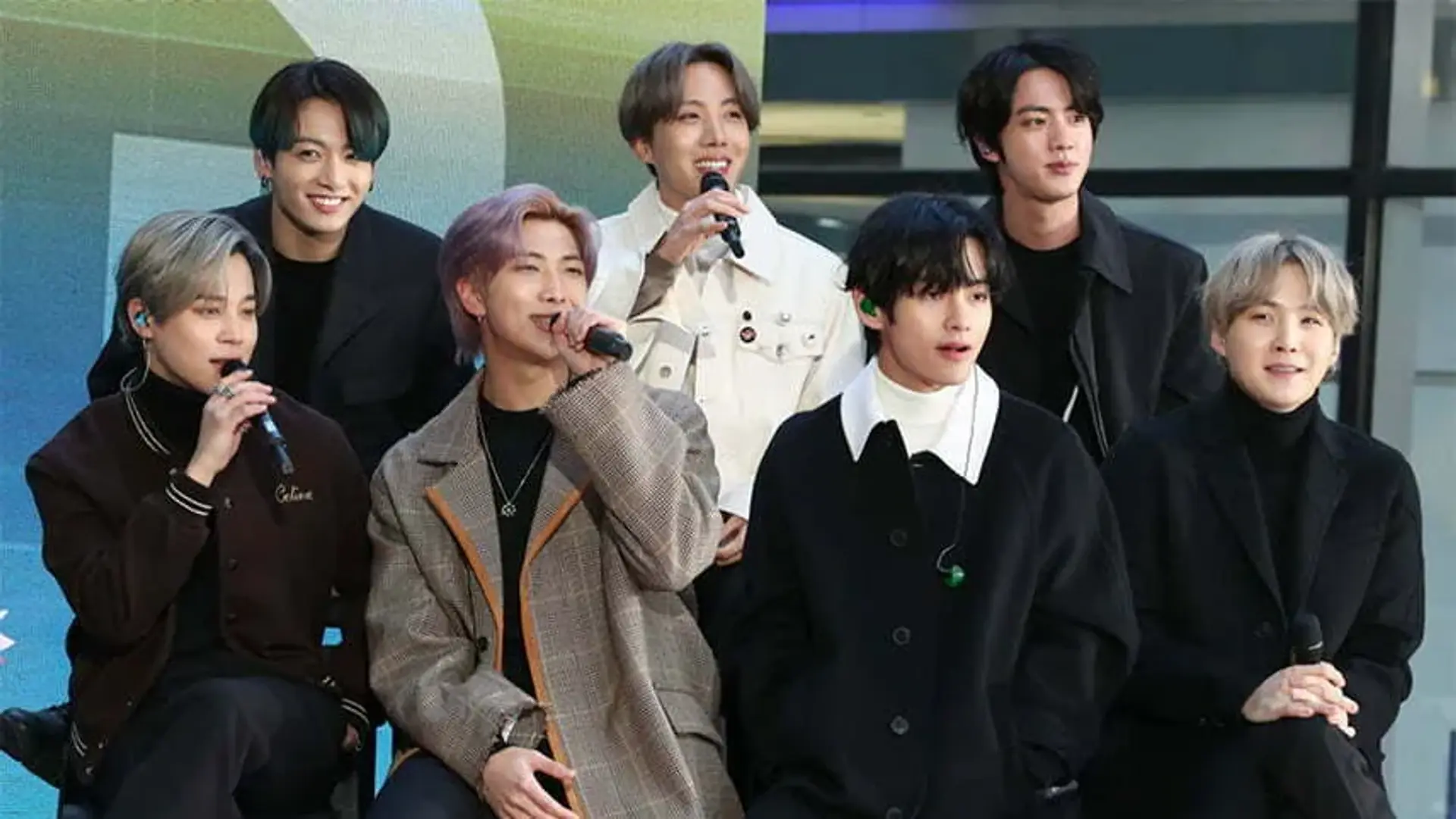 گروه BTS به عنوان پرفروش ترین هنرمندان سال 2020 معرفی شدند