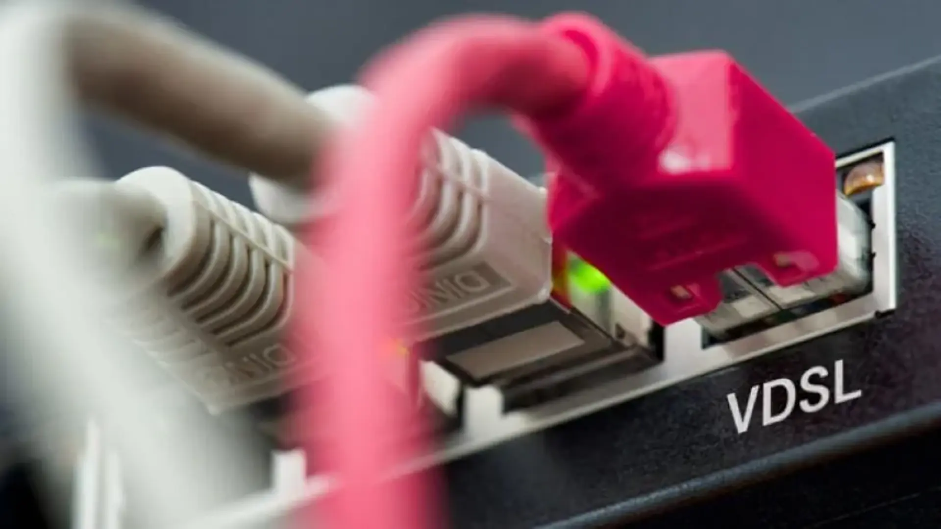 اینترنت VDSL چیست؟ مقایسه با ADSL و تفاوت آن با فیبر نوری