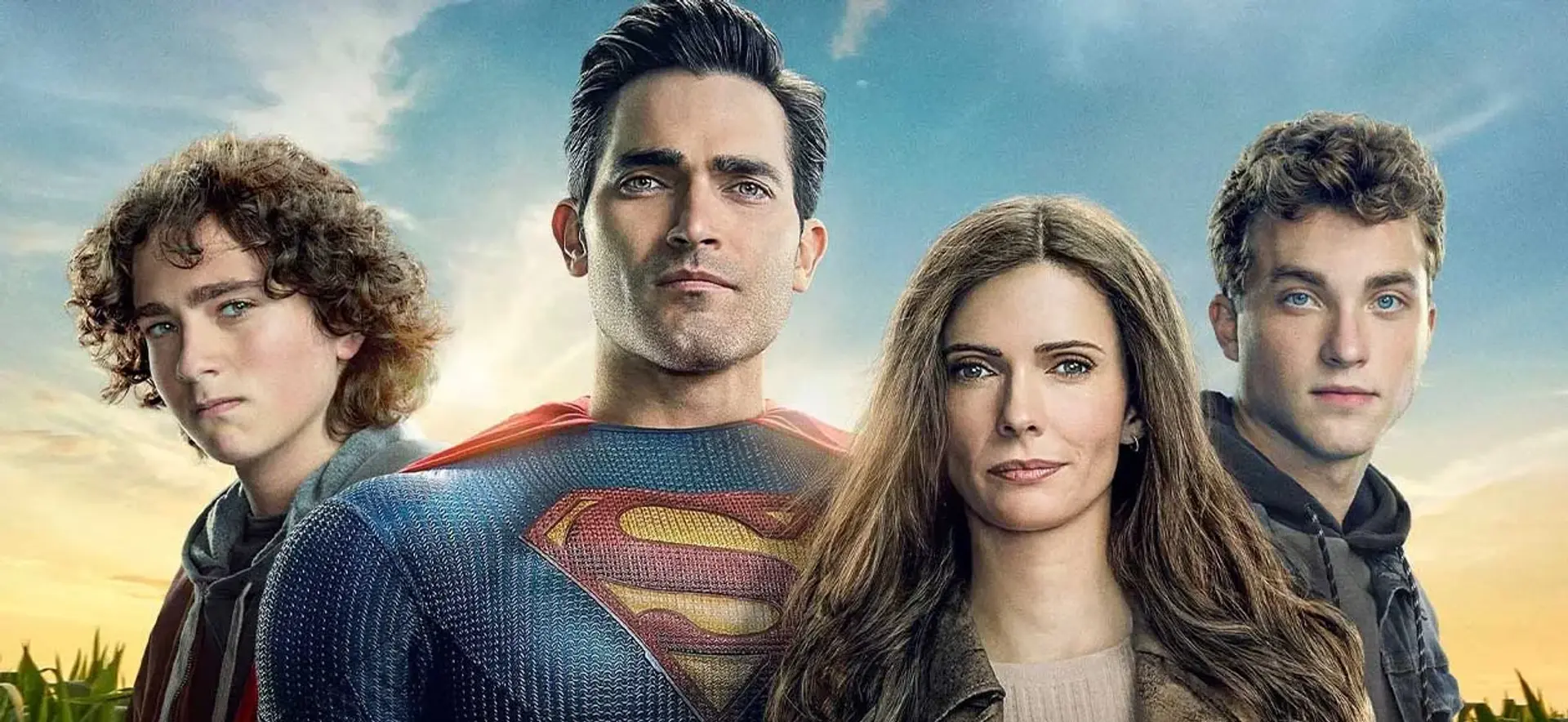 دانلود سریال Superman &amp; Lois فصل اول + داستان و بازیگران