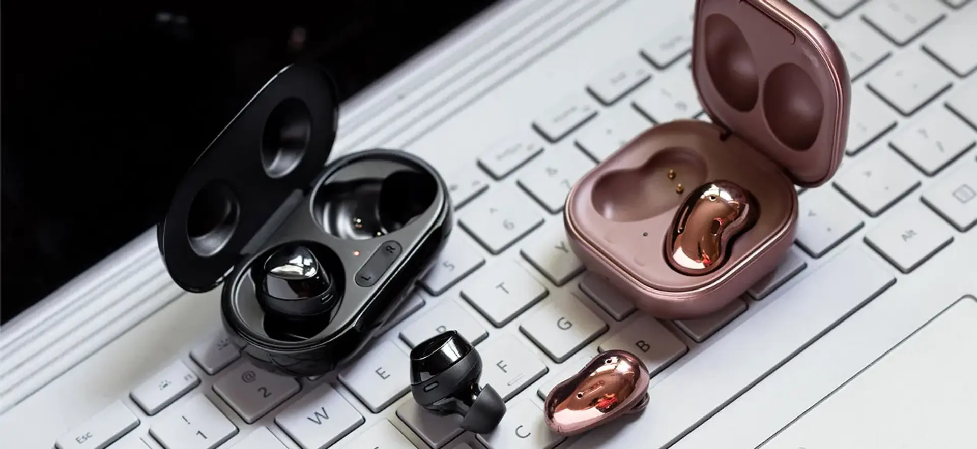 معرفی هدفون بی سیم گلکسی بادز لایو – Galaxy Buds Live
