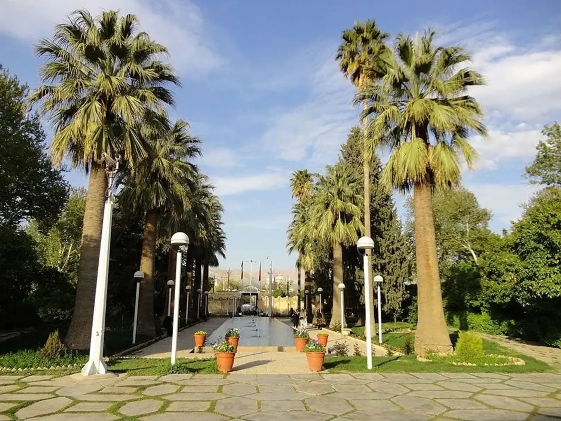 محله عفیف آباد شیراز کجاست
