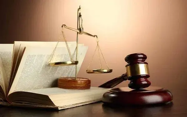 ارائه خدمات حقوقی و کنسولگری به ایرانیان خارج از کشور با دادنیک