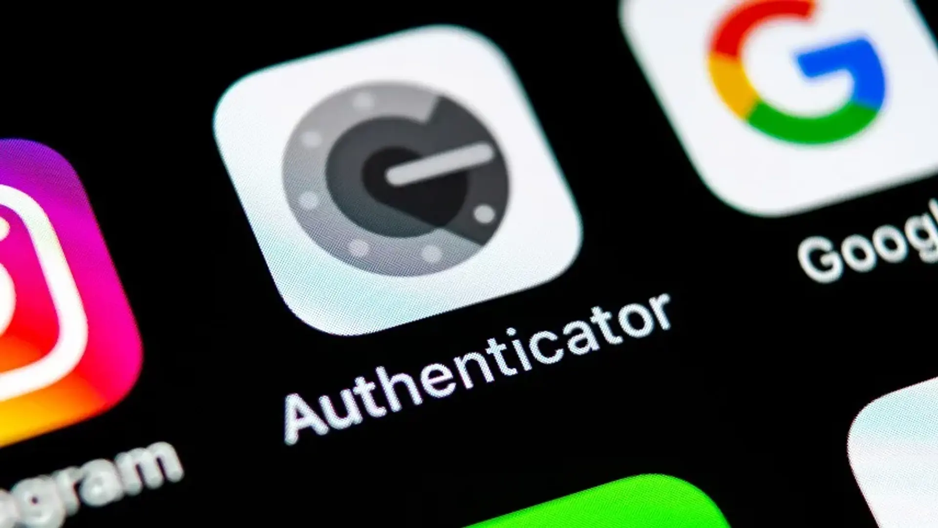 آموزش کار با گوگل آتنتیکیتور؛ نحوه فعال سازی Google Authenticator‌