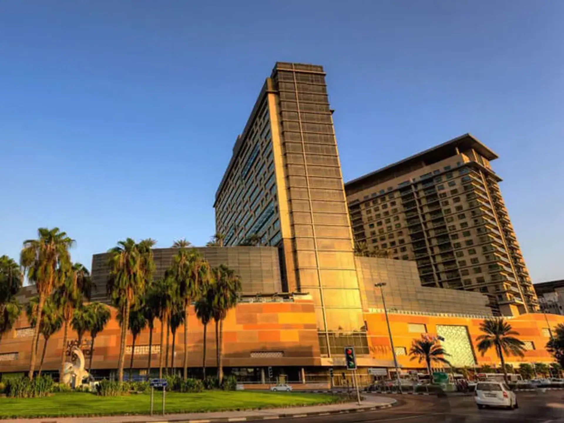 معرفی بهترین هتل های منطقه دیره دبی