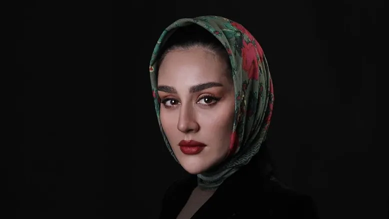 بیوگرافی میترا رفیع ؛ مروری بر زندگی میترا رفیع از کودکی تا شهرت | پلازا