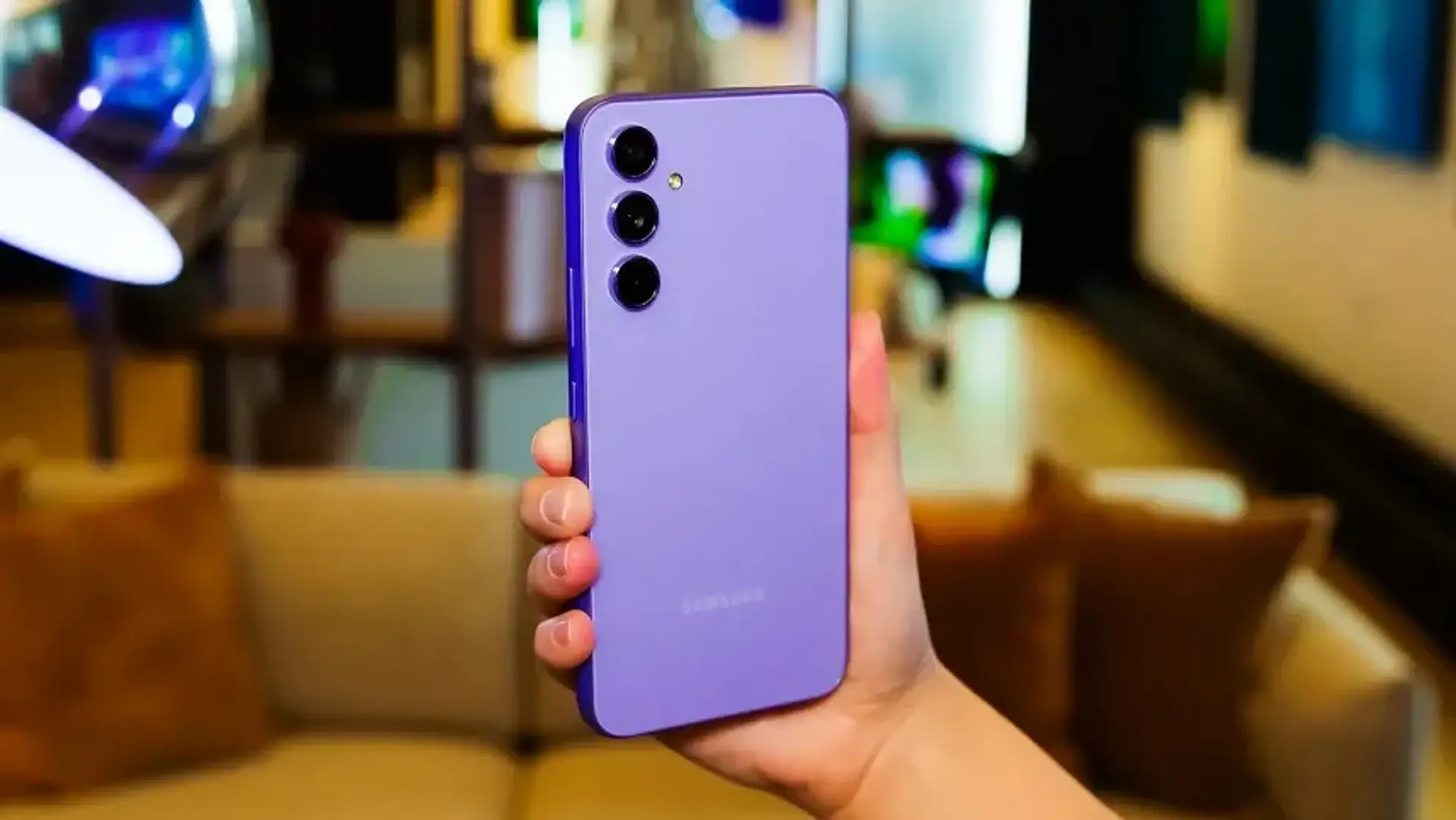 بررسی گوشی موبایل سامسونگ مدل Galaxy A54 5G؛ بازگشت به اوج؟