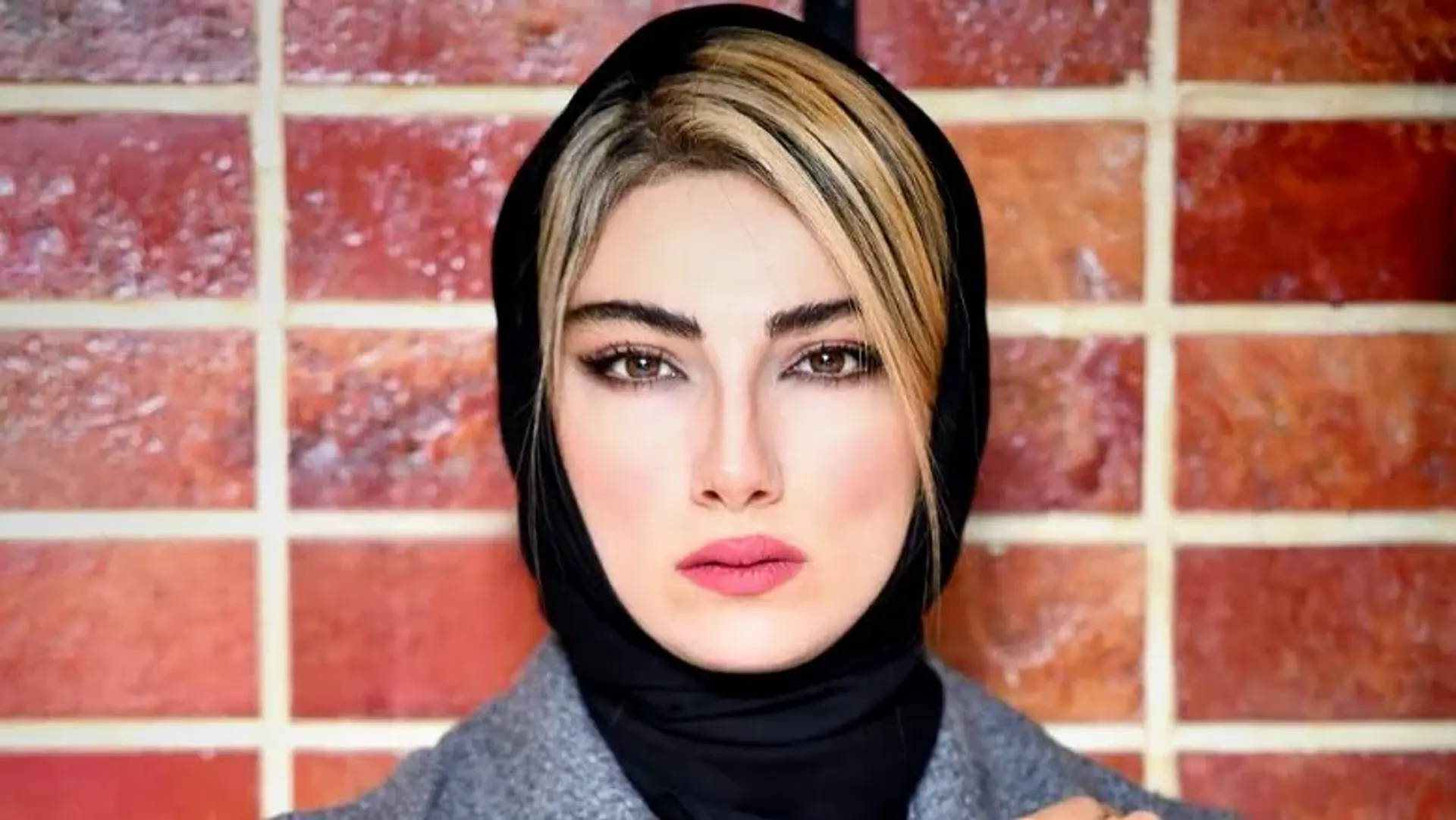 بیوگرافی محیا دهقانی، زندگی خصوصی، کارنامه هنری و حقایق زندگی او