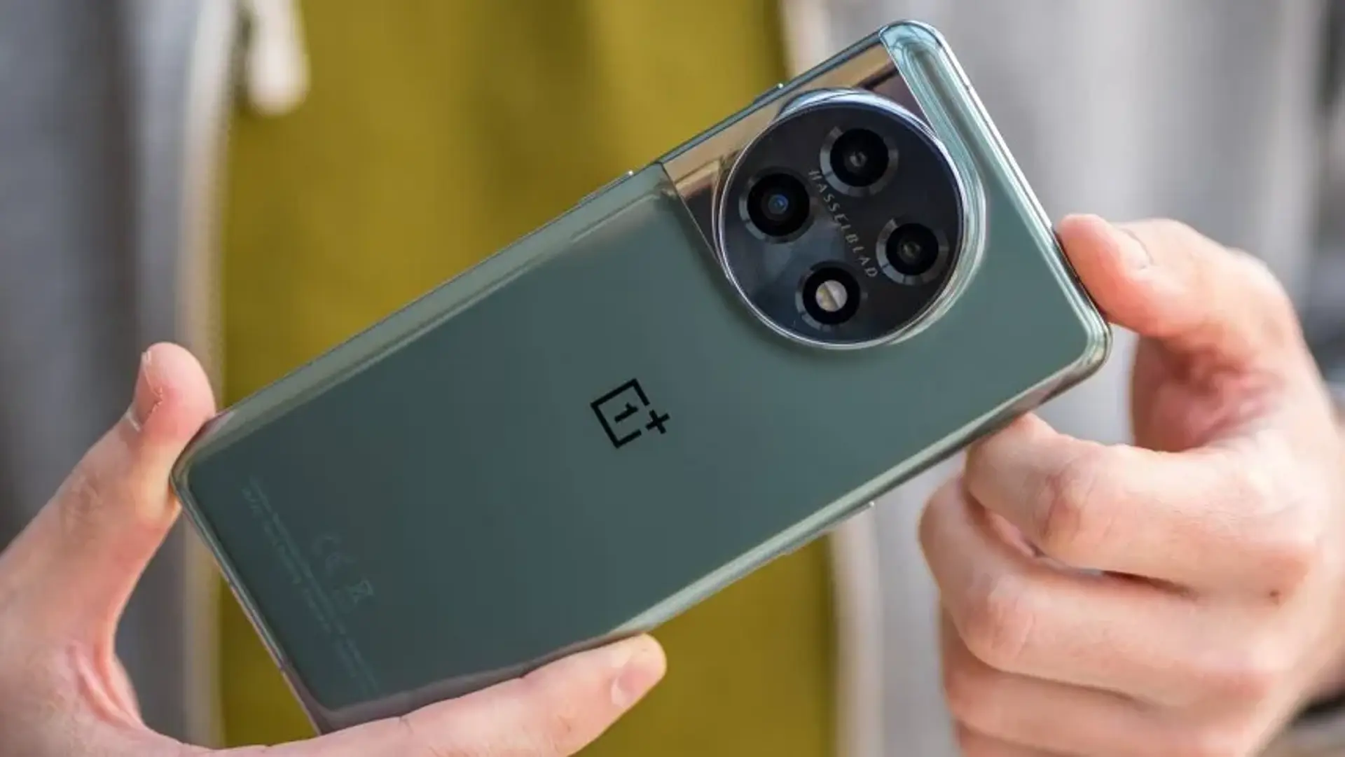 بررسی گوشی وان پلاس 11؛ آشنایی با بهترین پرچم‌دار OnePlus