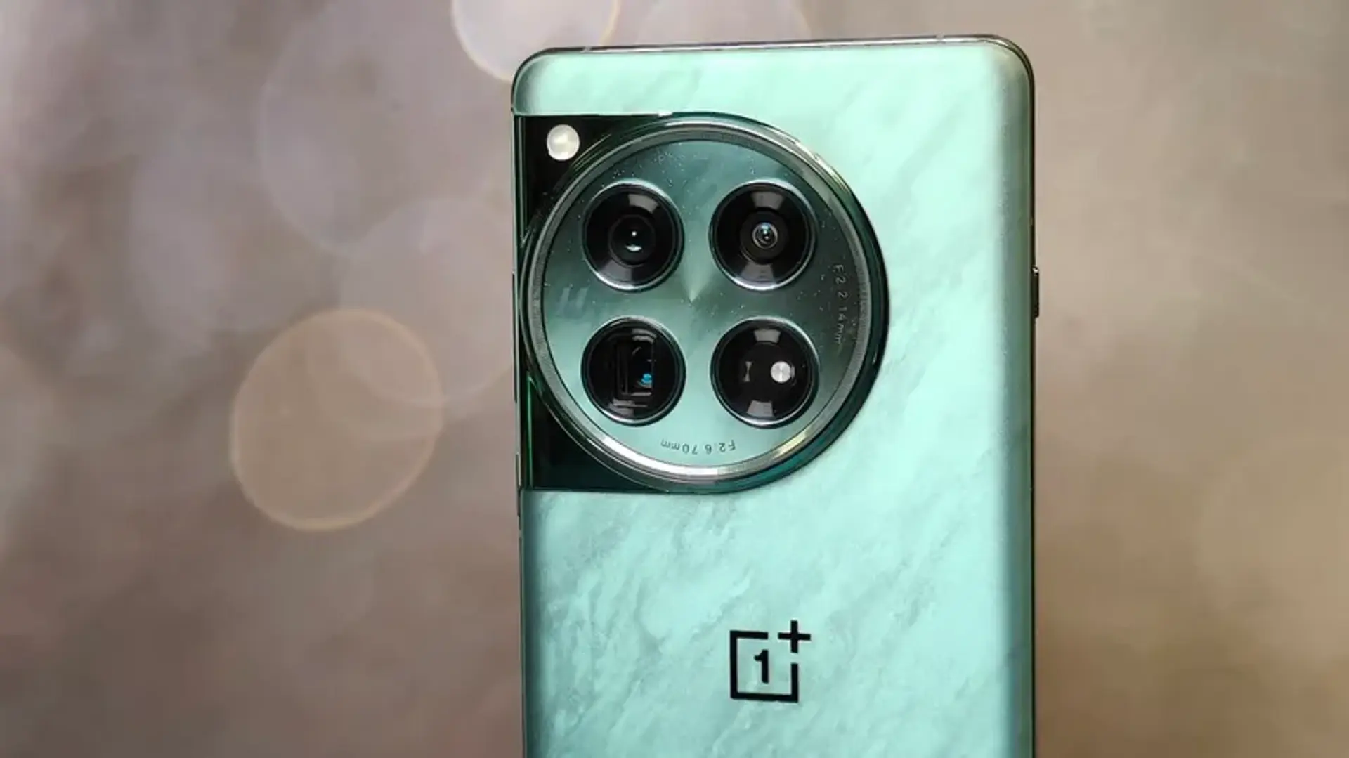 گوشی وان پلاس ۱۲ معرفی شد؛ آشنایی با پرچم‌دار جدید OnePlus