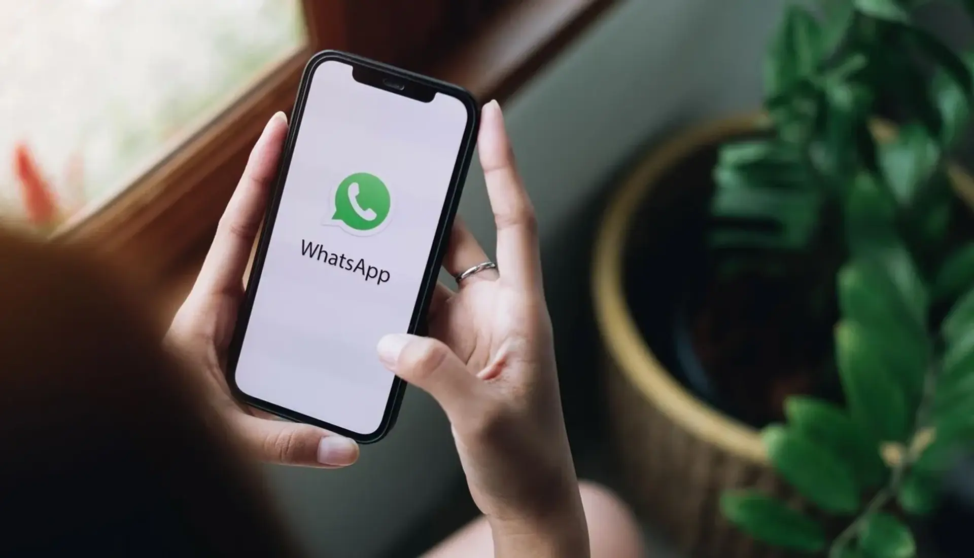 چگونه عکس ها و تصاویر را در واتساپ ویرایش کنیم؟