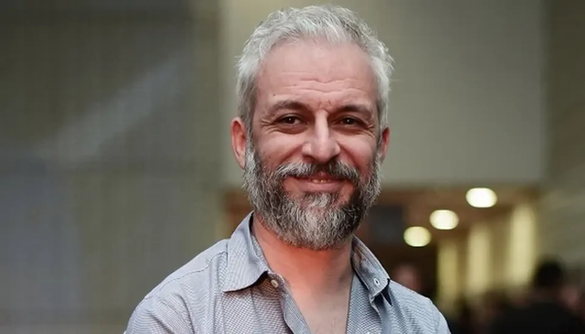 بیوگرافی کاظم سیاحی ؛ زندگی شخصی، کارنامه کاری و حواشی
