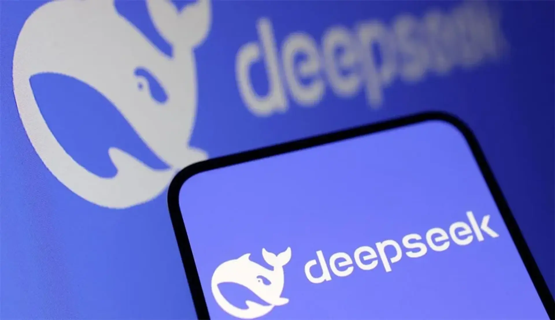 هوش مصنوعی DeepSeek چیست و چه فرقی با ChatGPT دارد؟
