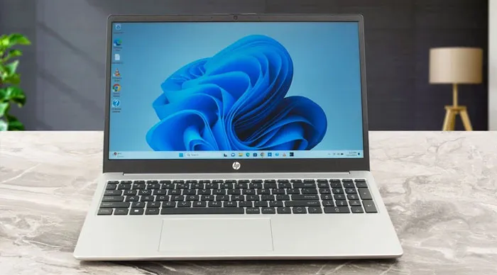 لپ تاپ اچ پی G10 (Athlon Silver 7120U)