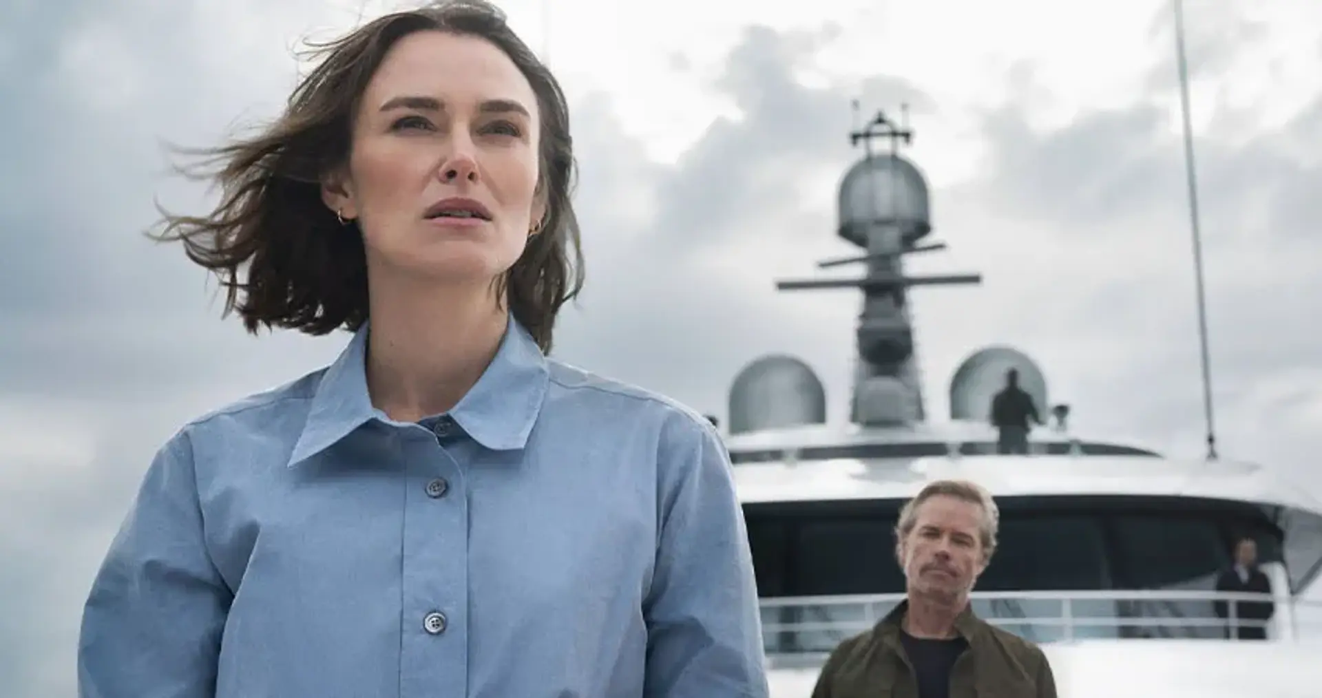 معرفی فیلم زنی در کابین شماره ۱۰ (The Woman in Cabin 10)