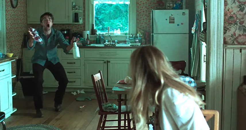 بررسی فیلم سینمایی بمیر، عشق من / معرفی فیلم Die My Love 2025