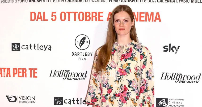 هنرپیشه های سریال هیولای فلورانس