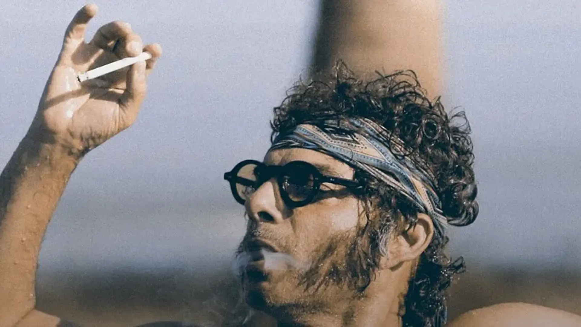 پیمان معادی با گریمی متفاوت در «بُن‌سای» علی بهراد ظاهر شد