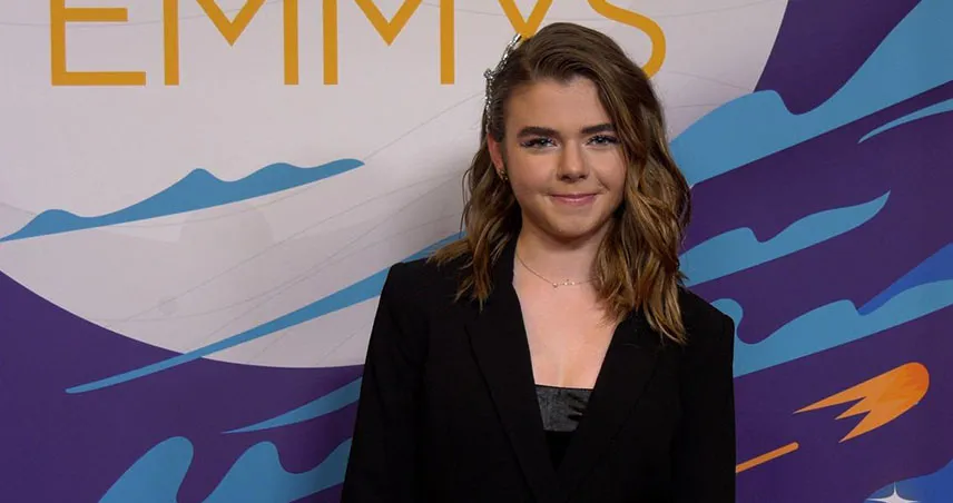 داستان سریال آن: به دری خوش آمدید