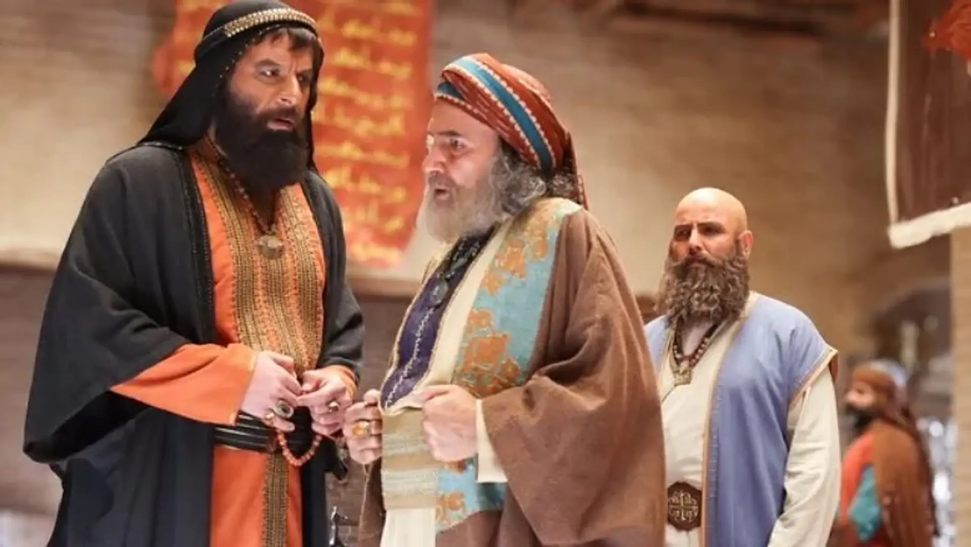 پخش «مهمان‌کُشی» و «بازرس مورس» در شبکه تماشا آغاز شد