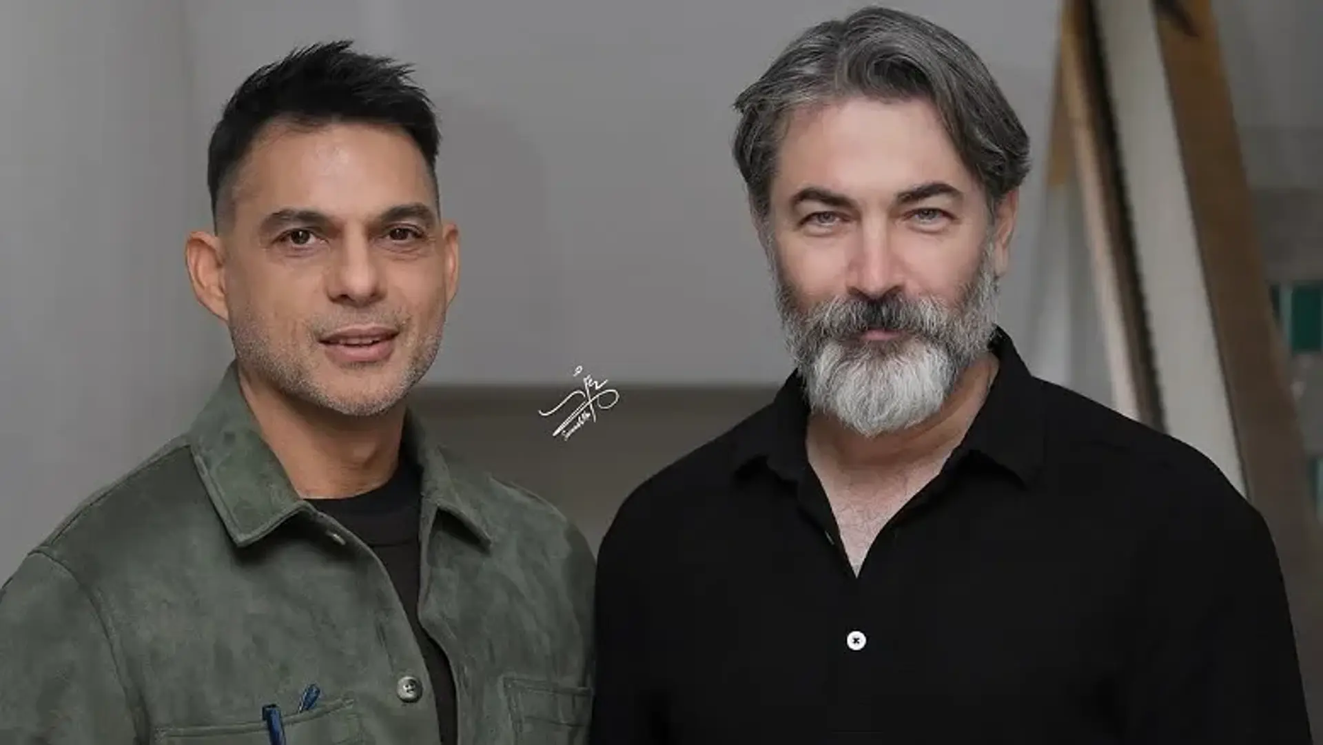 آلبوم تصاویر هنرمندان مشهور در نشست بررسی کتاب ترجمه شده توسط پیمان معادی را ببینید 1