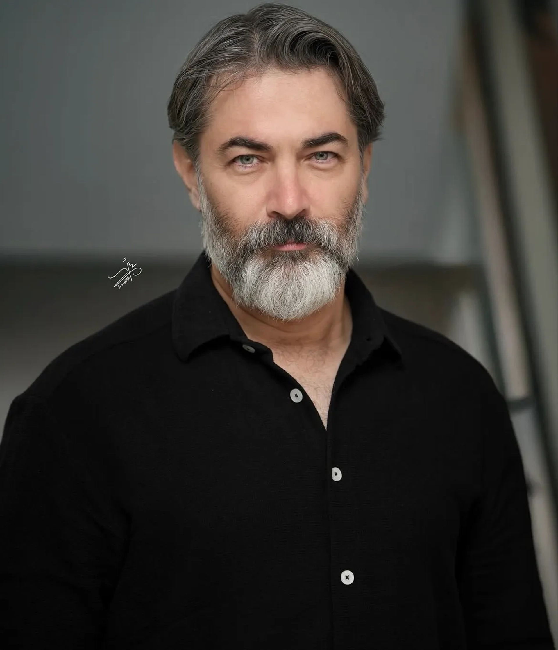 ویدئویی از حضور پارسا پیروزفر در نشست کتاب پیمان معادی