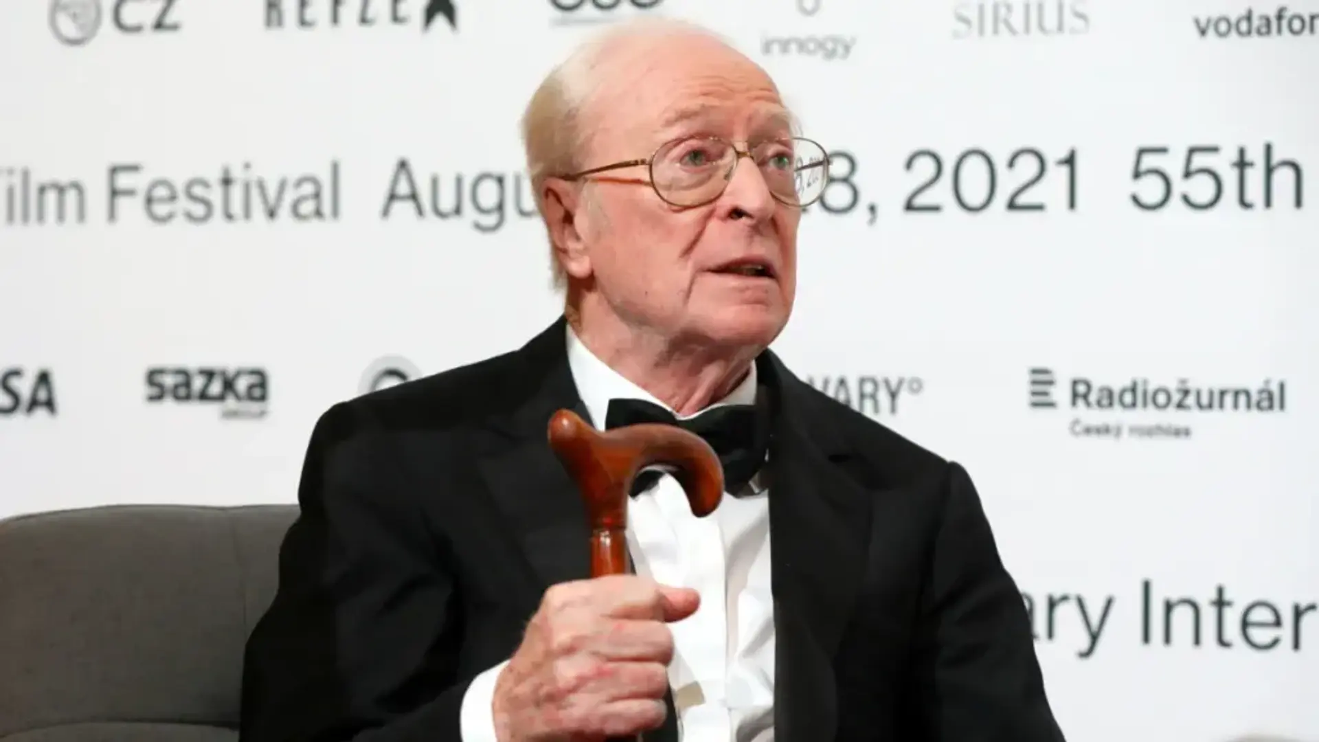 توافق جنجالی مایکل کین با شرکت AI؛ آیا دوران «بازیگری پس از مرگ» آغاز شده است؟ 