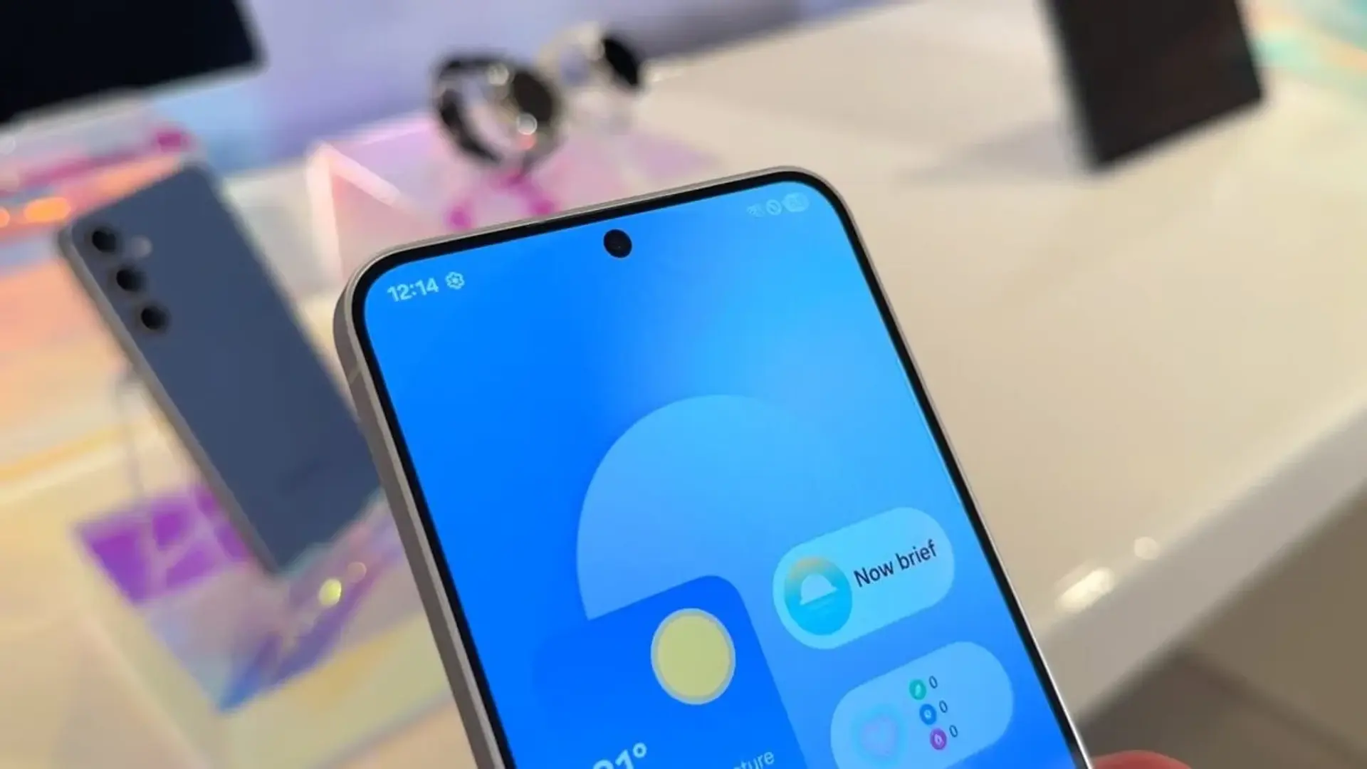 افشای وزن سری گلکسی S26؛ اولترا کمی سبک‌تر می‌شود