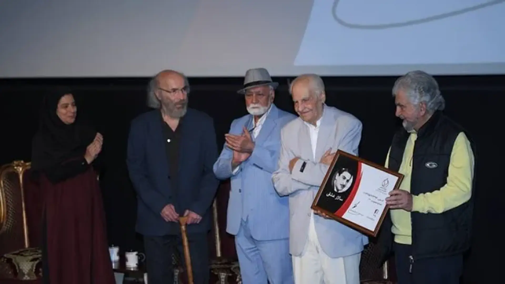 شب‌ ستایش سینمای ایران؛ روایت‌های تازه از «شبح کژدم» و تجلیل از پیشکسوتان