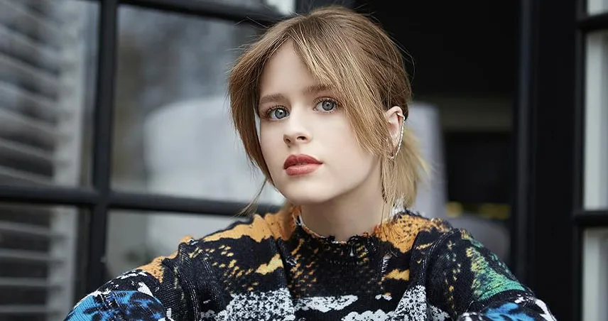 خلاصه فیلم بیگانه ۲۰۲۵