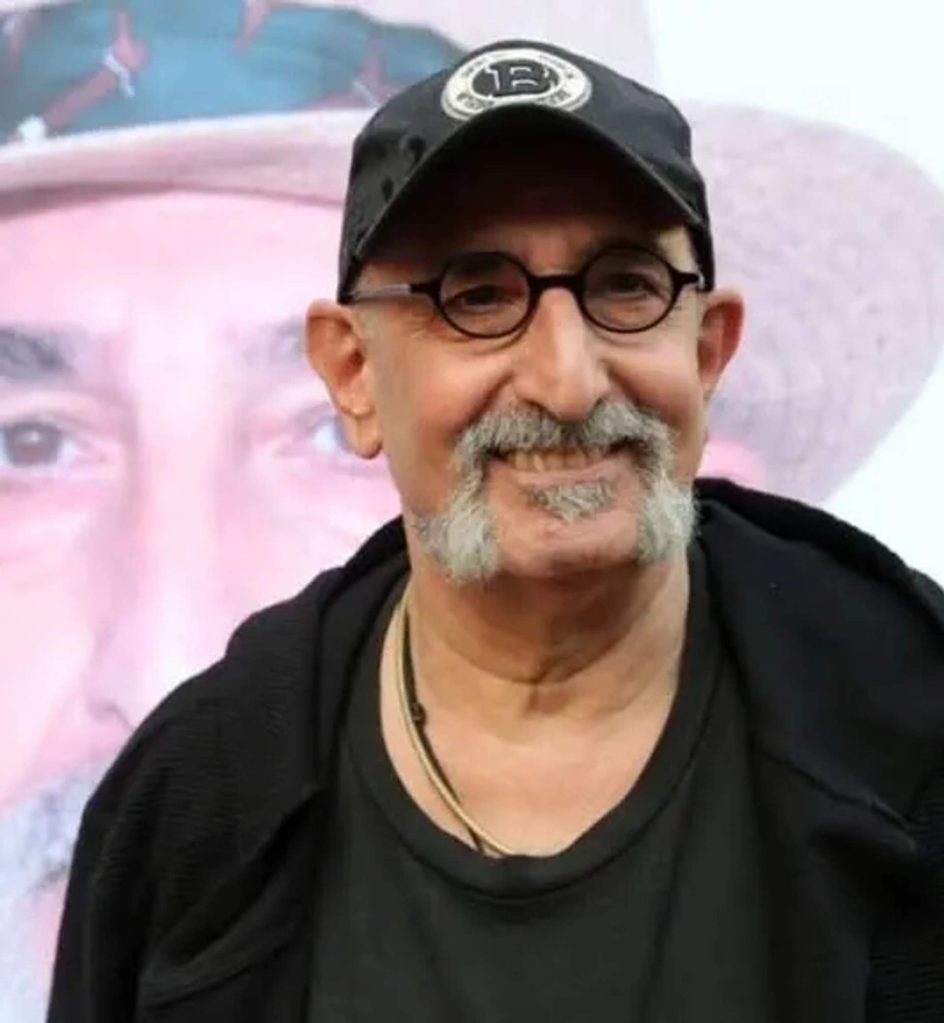 فرهاد آئیش به امیرحسین قیاسی اعتراف کرد: نام خانوادگی خود را عوض کردم تا خفن‌تر به نظر بیایم!