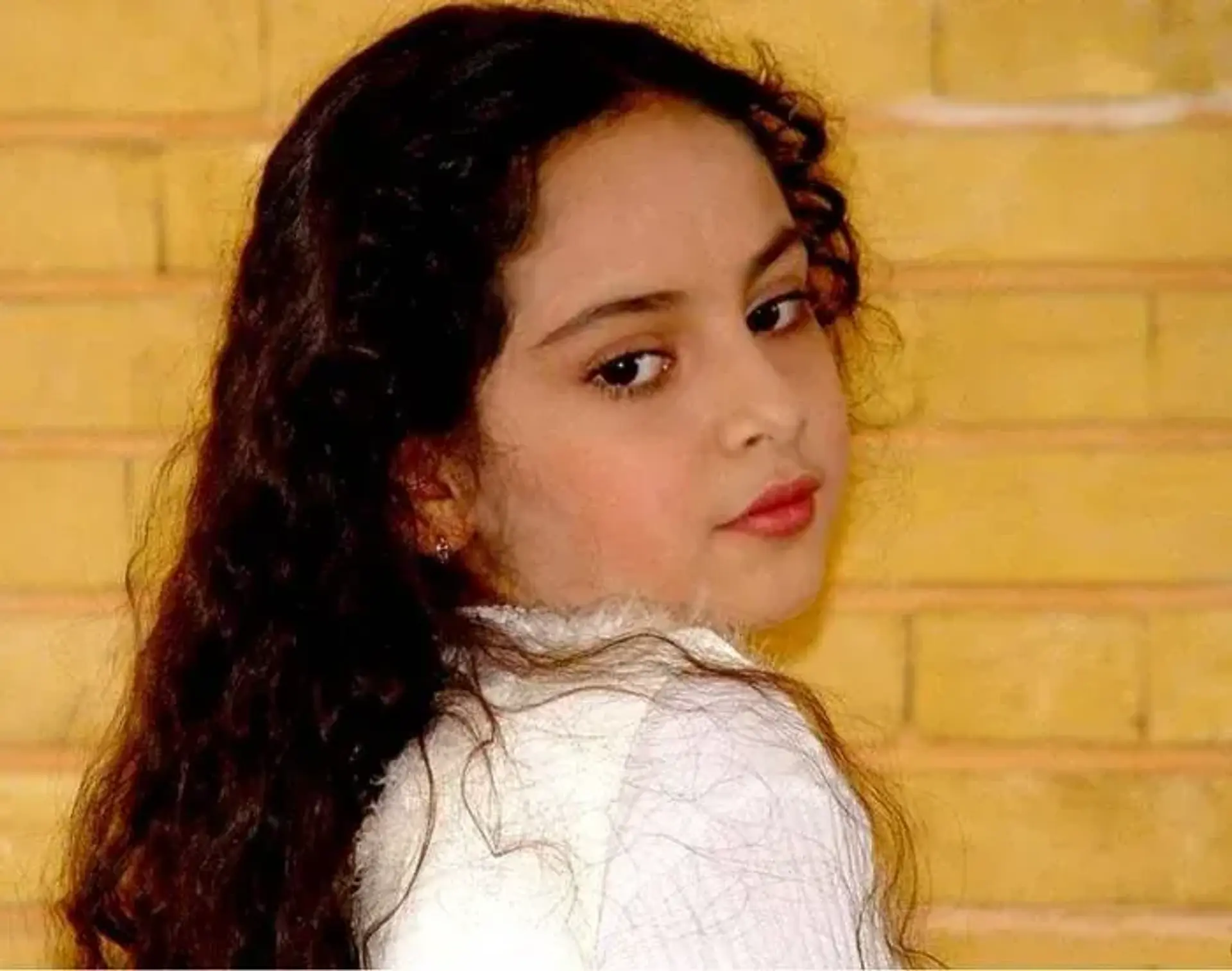 ترلان پروانه در گذر زمان؛ عکس‌هایی که کمتر دیده‌اید 3