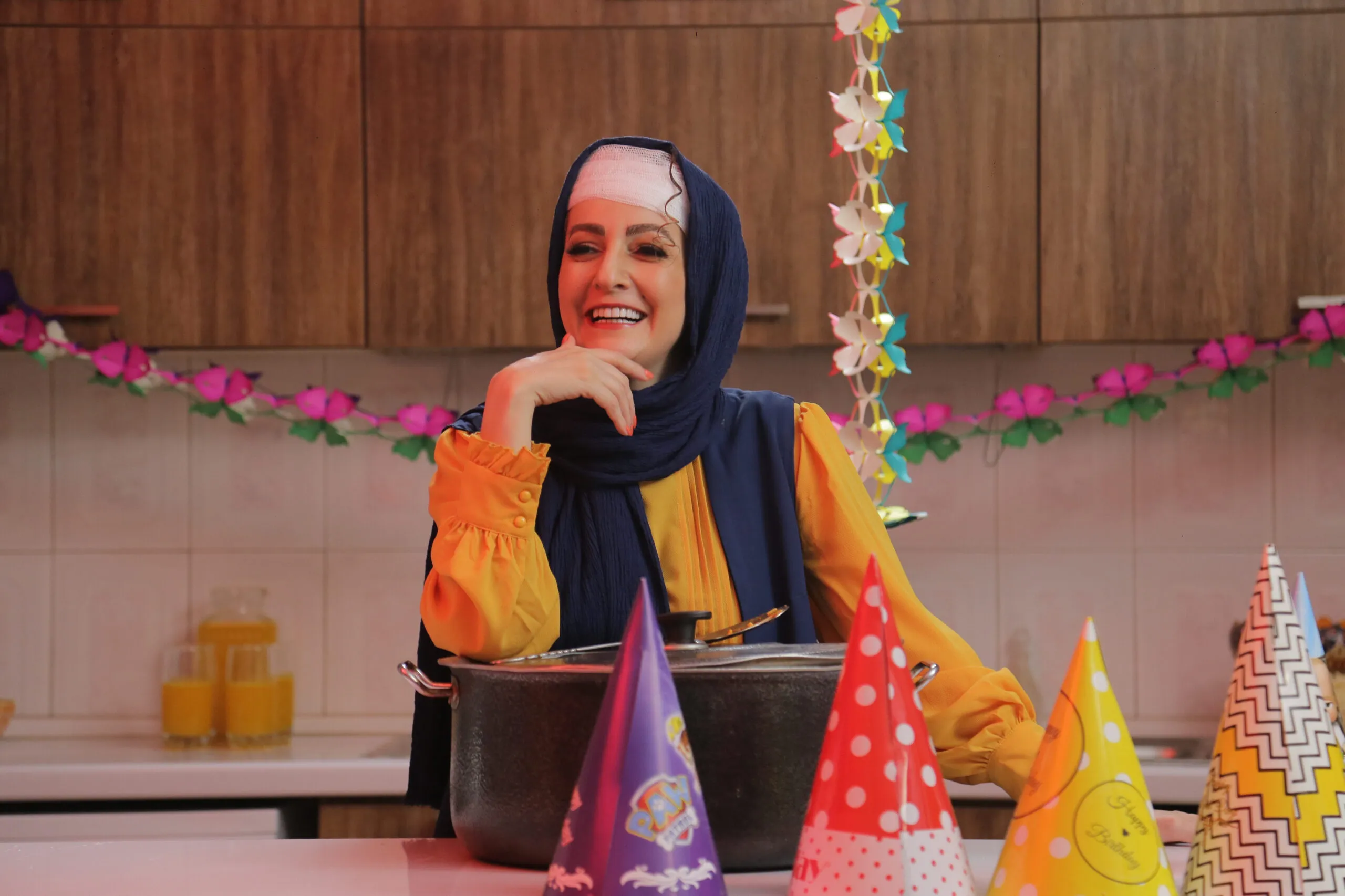 بازیگران دختر برقی