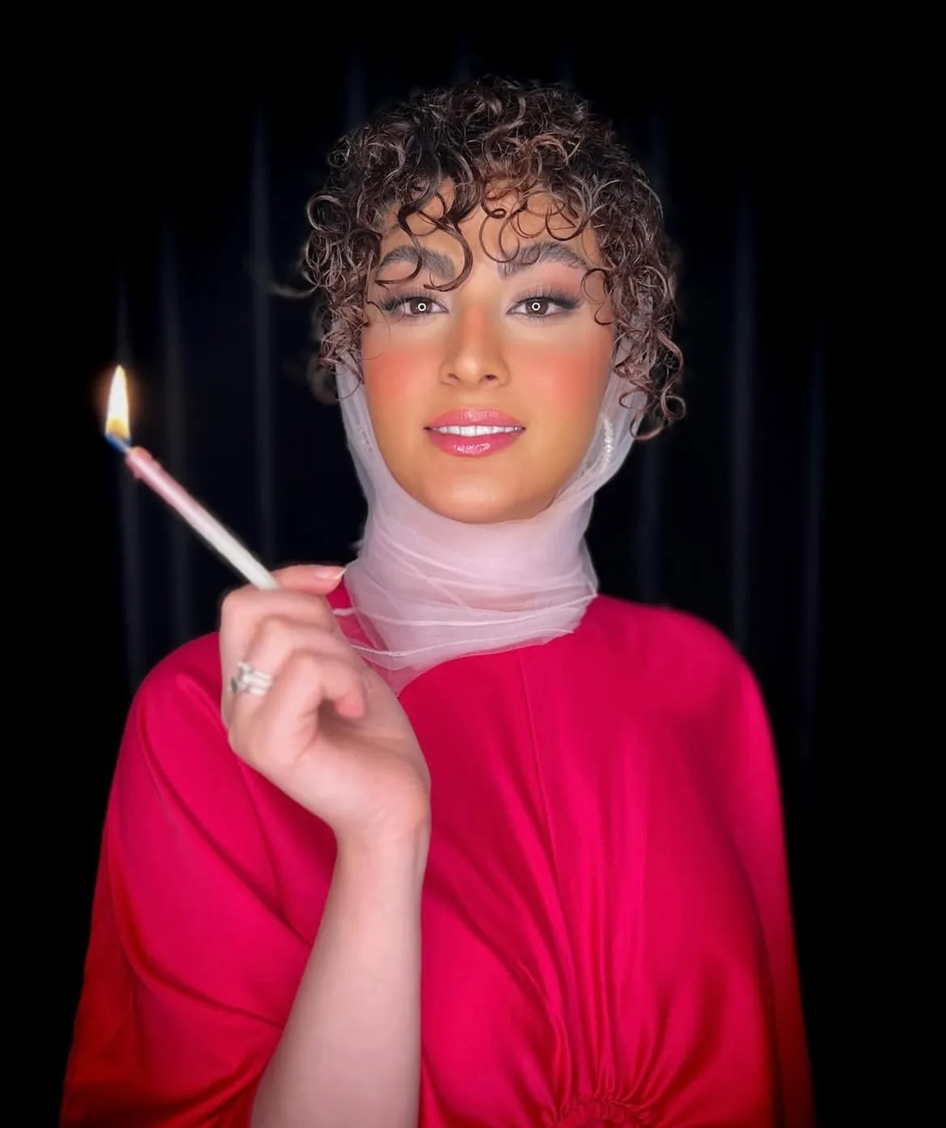 ببینید: یار مبارک بادا خوانی مریم مومن در روز عروسی خود