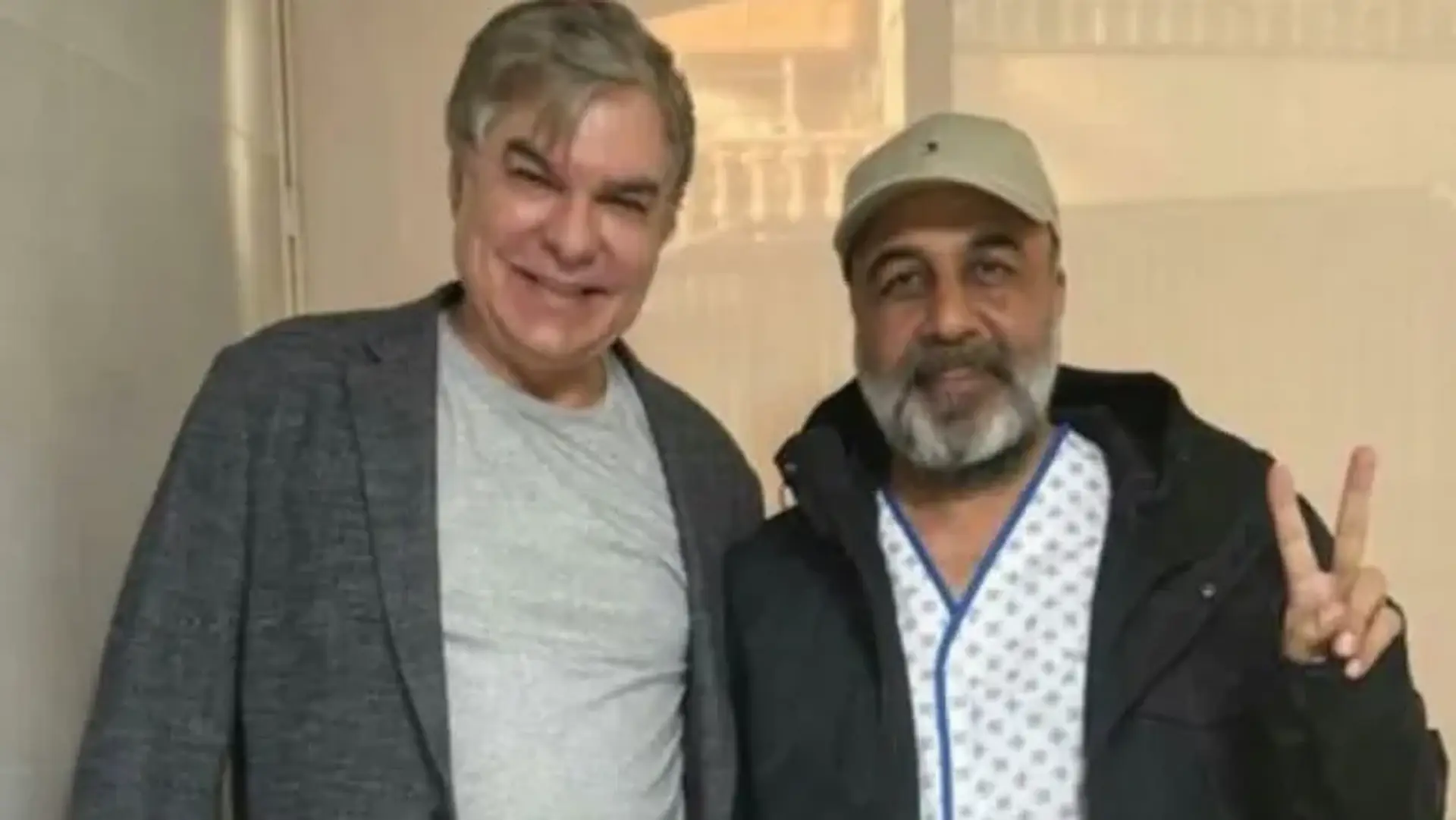 اولین تصویر رضا عطاران پس از مرخصی از بیمارستان