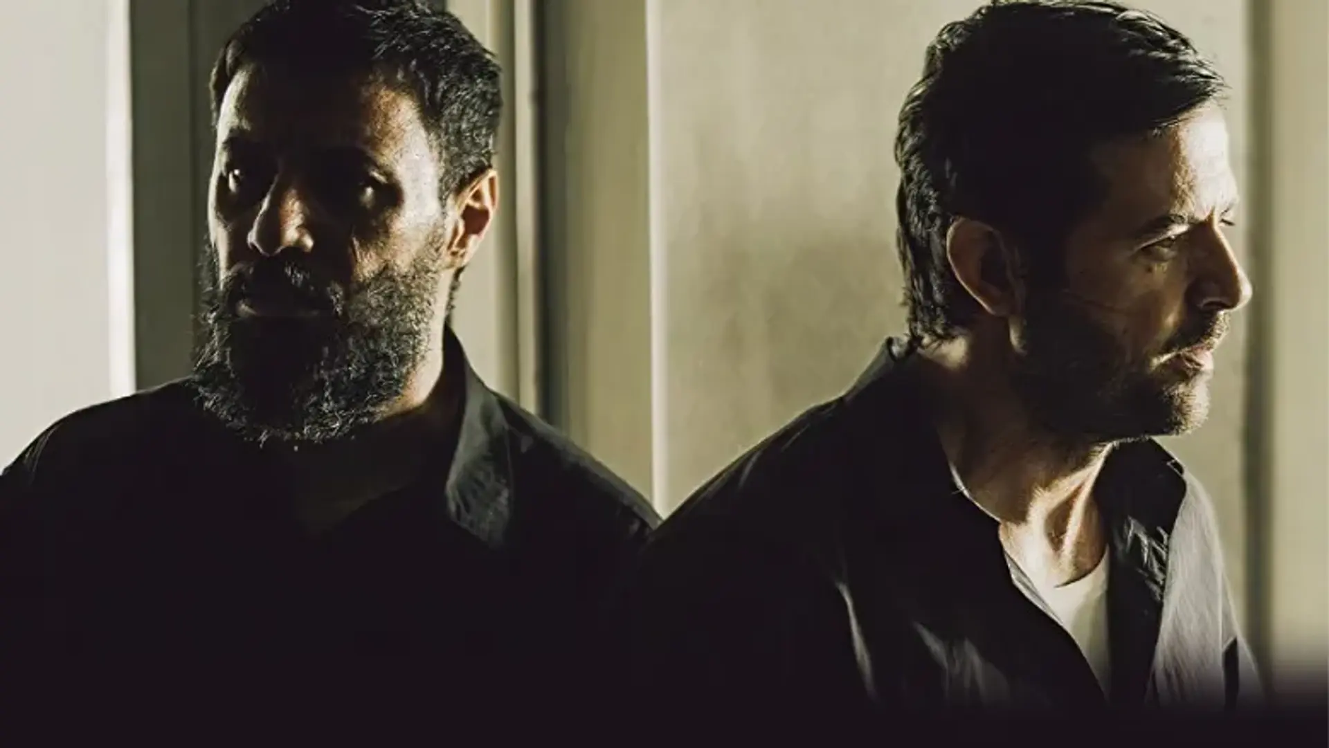 اکران افتتاحیه فصل دوم «وحشی» با حضور هومن سیدی و جواد عزتی