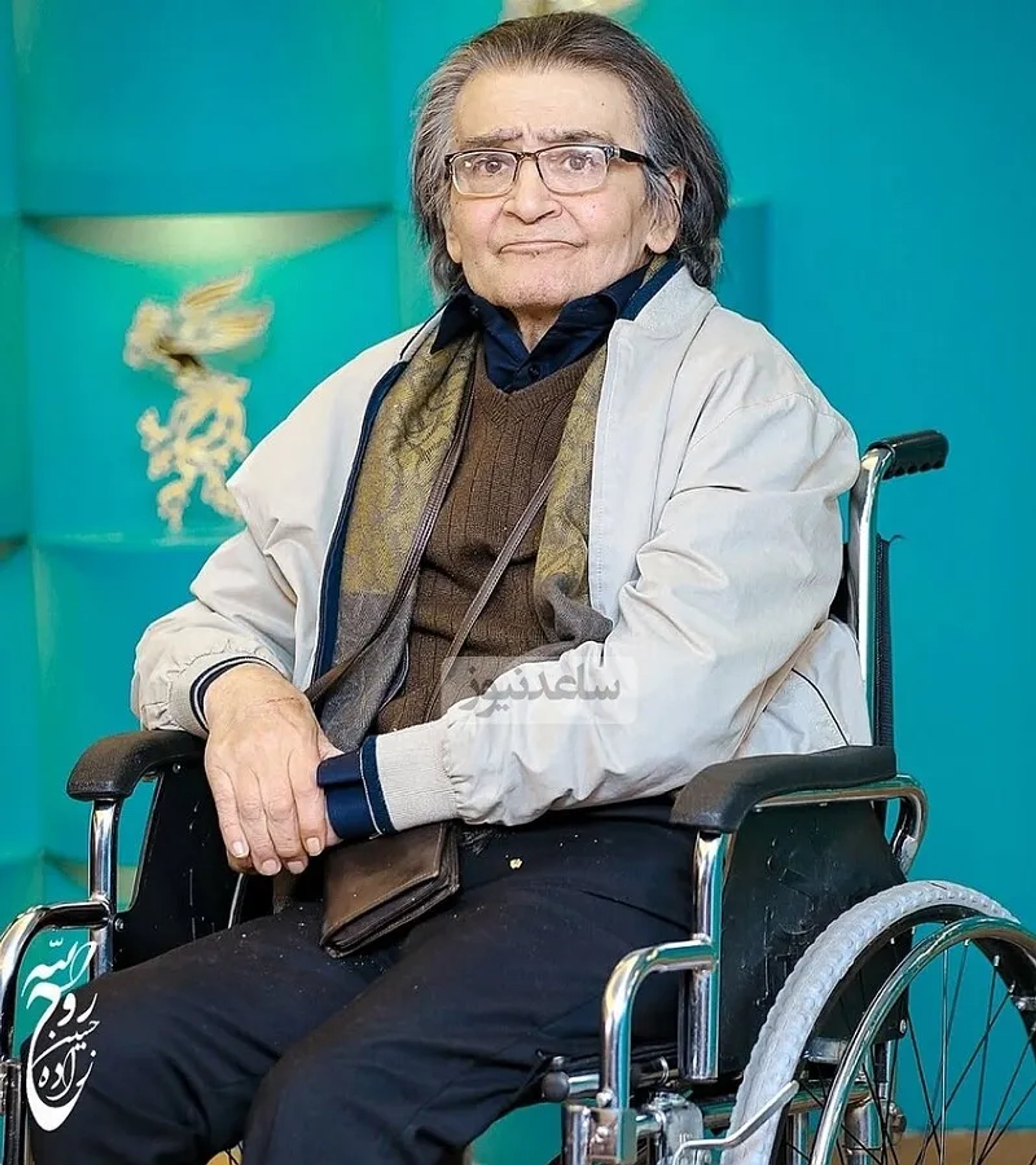 ویدئویی دردناک از رضا رویگری: به من یک سری بزنید، همه مرا ول کرده‌اند