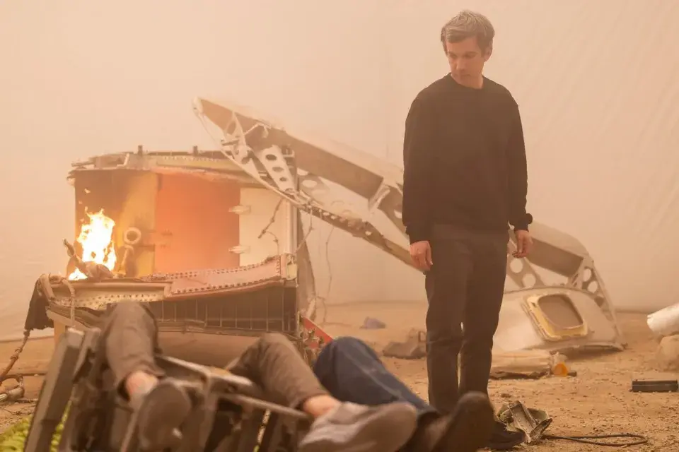 شکاف عمیق میان منتقد و مخاطب: چرا سریال‌های تحسین‌شده در لیست مردمی ۲۰۲۵ جایی ندارند؟ 