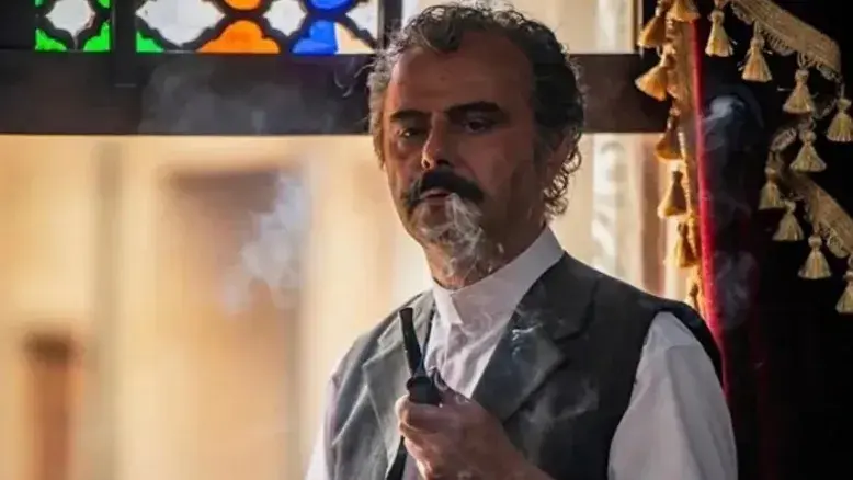 خداحافظی علی مصفا با نقش بصیرالملک در «بامداد خمار»