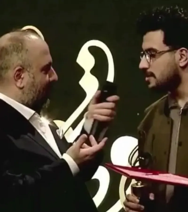 علی اوجی خطاب به قیاسی در جشن حافظ: به مدیری چی گفتی که اومد؟