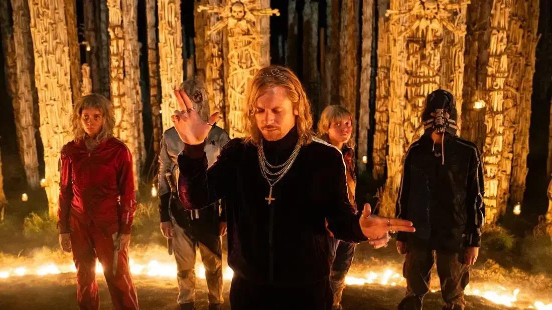 داستان فیلم «معبد استخوان» لو رفت؛ خطر انسان‌ها در قسمت دوم بیشتر از زامبی‌هاست