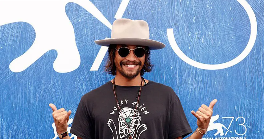 خلاصه فیلم سینمایی اخبار خوب