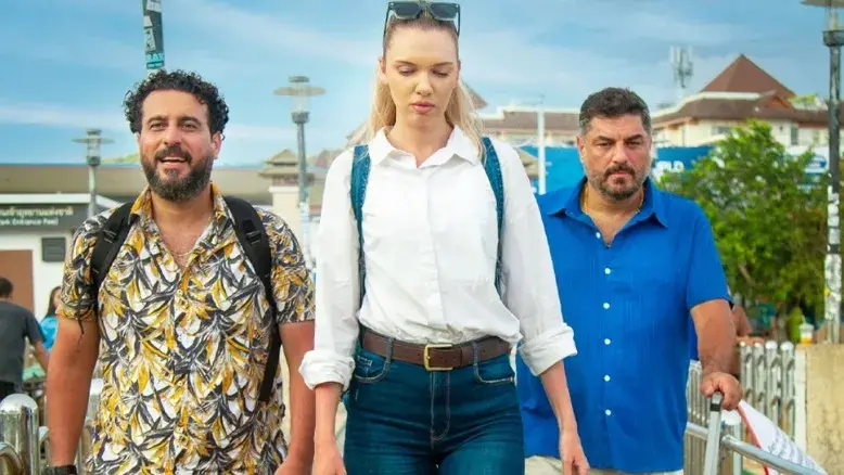 تیزر رسمی فیلم سینمایی «ماجراجویی در جزیره جیمز باند» منتشر شد؛ سام درخشانی و محسن کیایی به سینماها آمده‌اند!