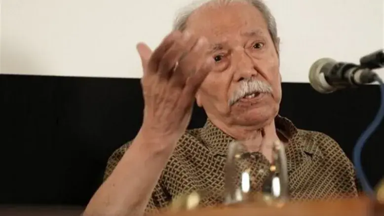 واکنش تند علی نصیریان به قرار گرفتن تصویر او در پوستر جشنواره فجر: اگر می‌دانستم مخالفت می‌کردم!