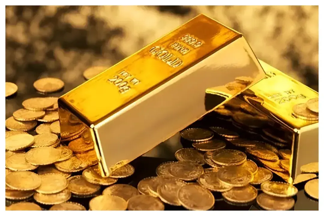 کاهش قیمت طلا در بازار؛ قیمت سکه ۵ میلیون پایین آمد