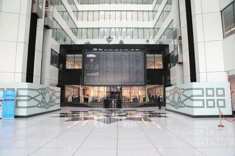 شاخص کل بورس امروز ۱۰۵ هزار واحد فروریخت