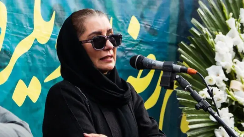 اشک‌ها و انتقادها در یادبود رضا رویگری؛ از گلایه هنرمندان تا خاطرات ماندگار